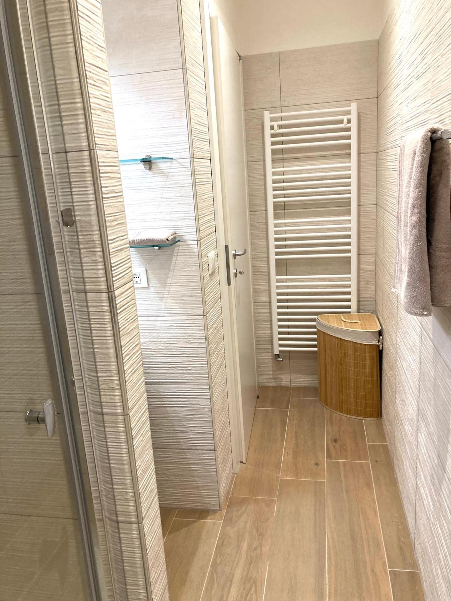Casa Cereria - Apartment With Parking Триест Екстериор снимка
